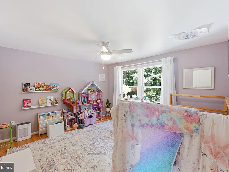 15336 Baileys Ln — Photo 12