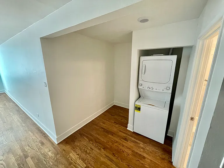 The Margate Residence — Photo 12