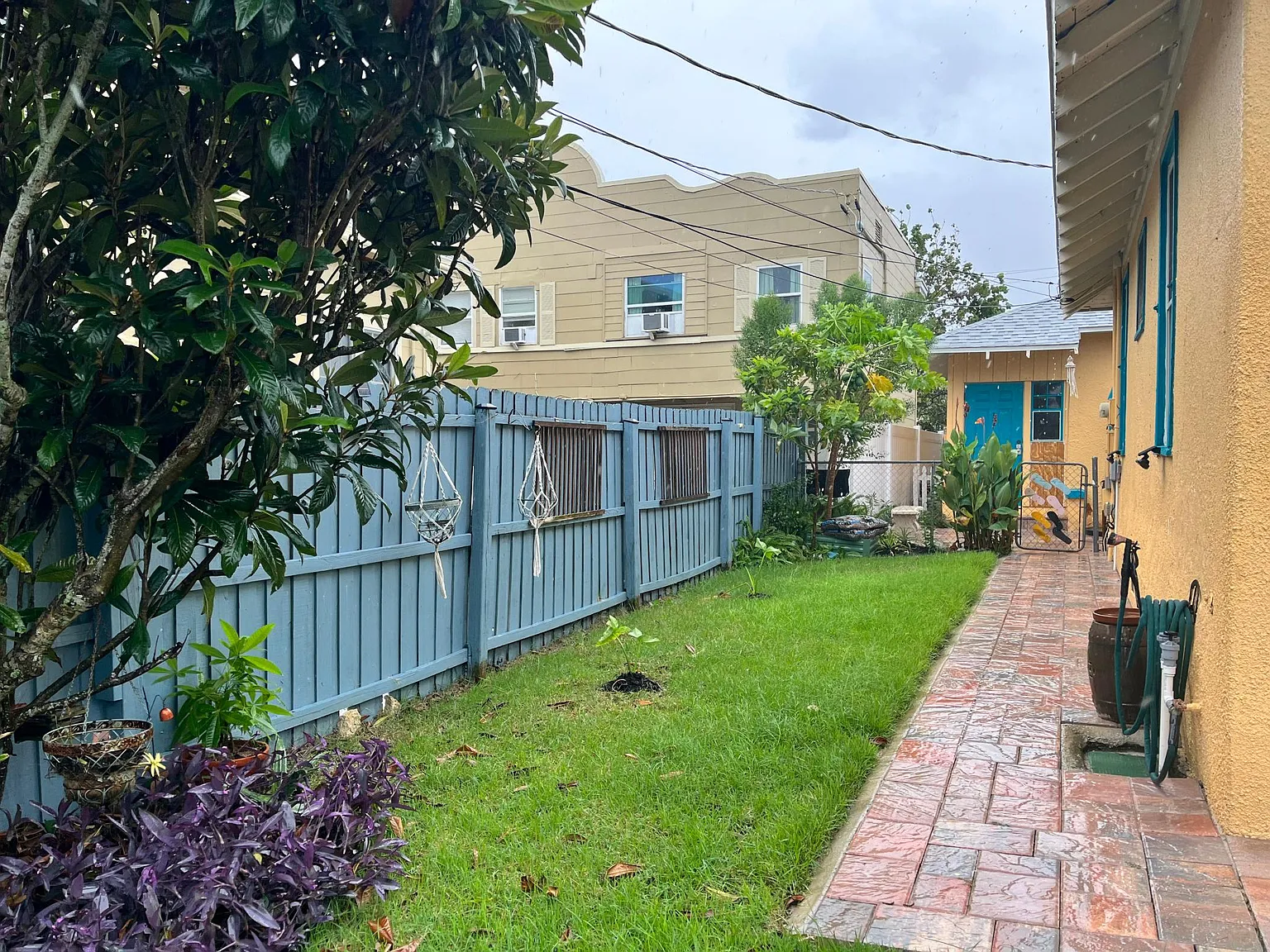 S Oleander Ave, Daytona Beach — Photo 2