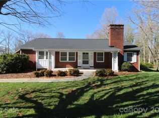 211 8th St NE, Conover, NC 28613