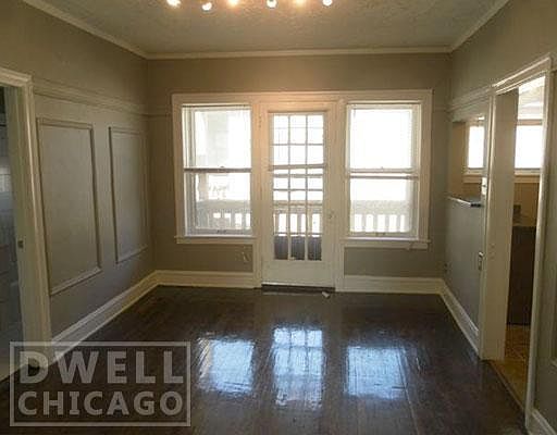 3rd image of 3507 N Pine Grove Ave