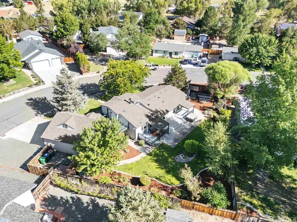 217 Well Way, Carson City, NV 89701