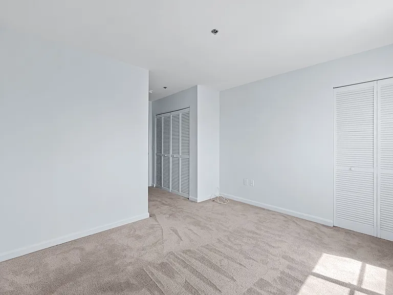 2702 Lighthouse Point E #738 — Photo 10