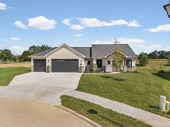 3rd image of 3904 Forester Ct