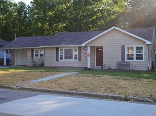 1839 S Warren Ave, Sedalia, MO 65301