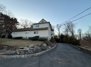 (Undisclosed Address), Scotch Plains, NJ 07076