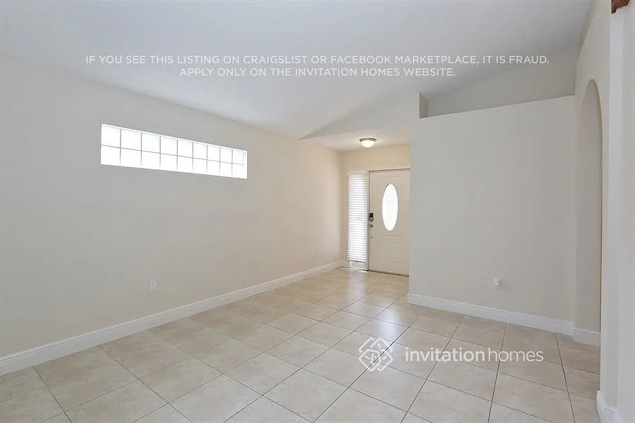 Building Photo - 7651 NW 168th Ter