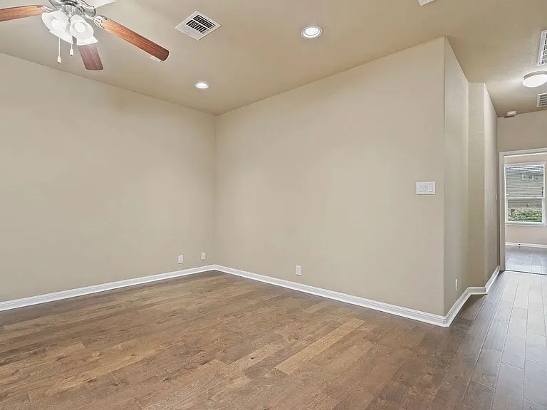 7324 Bandera Ranch Trl #B — Photo 25