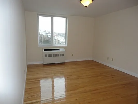 Rented by Urban Realty NYC | media 28