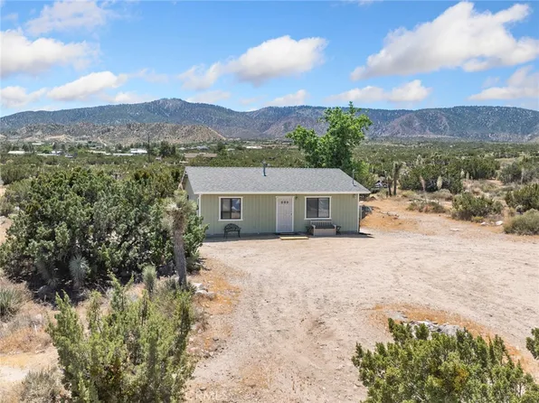 565 Juniper Rd, Pinon Hills, CA 92372