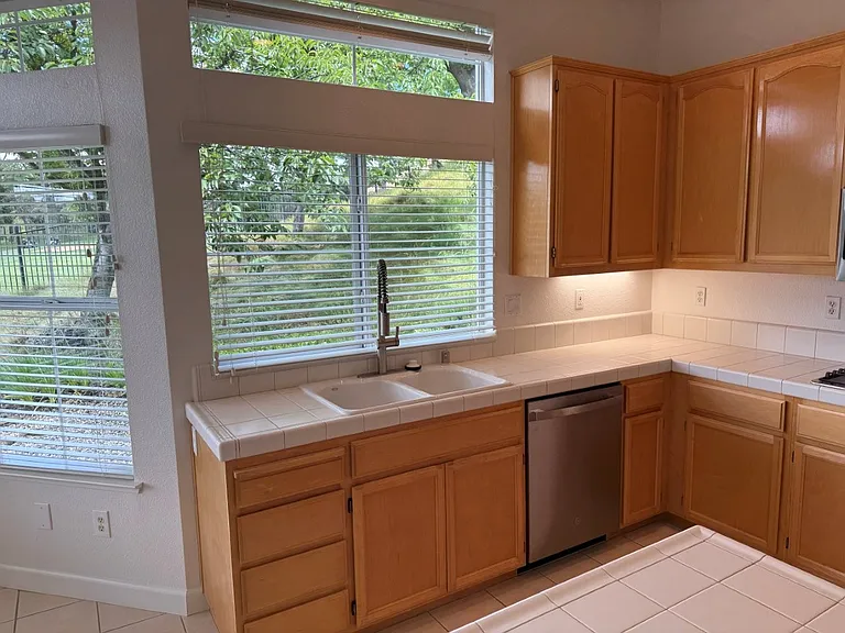 3245 Corte Granada — Photo 29