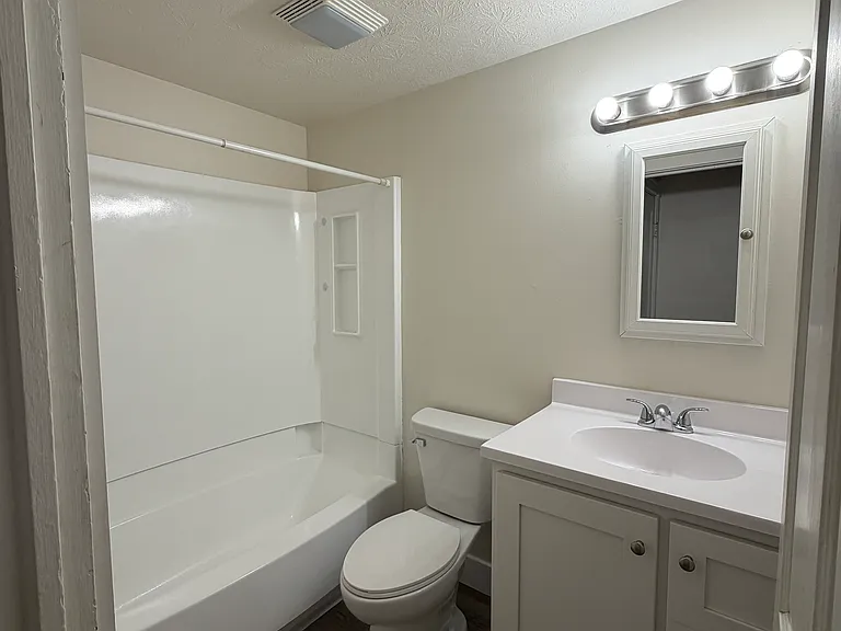 1522 Grove St — Photo 24