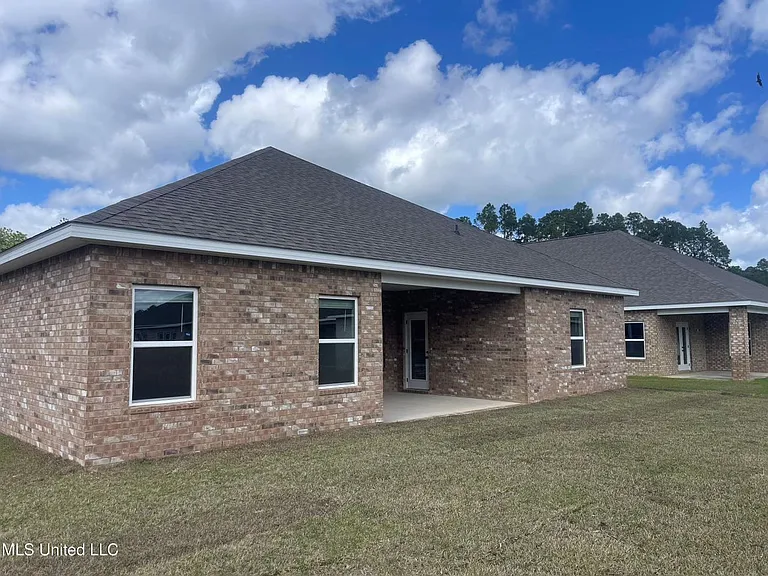 13569 Sarus Dr — Photo 7