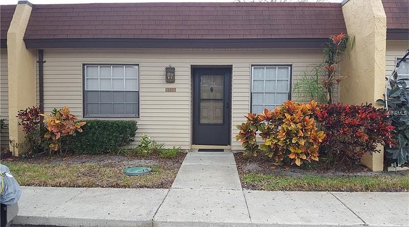 1st image of 9136 Oakwood Ln