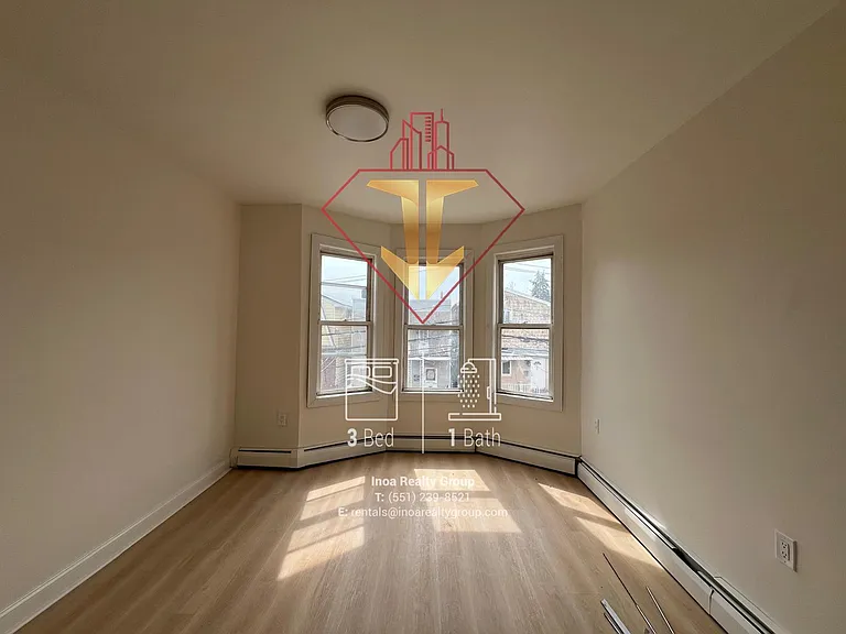 21-23 E 16th St #2F — Photo 4