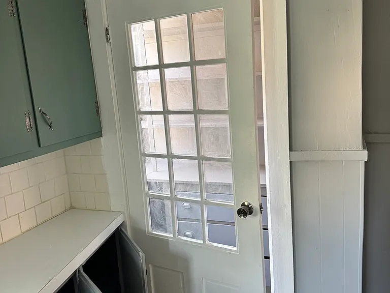 128 Purchase St #2 — Photo 9