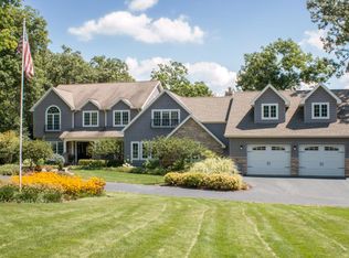 2377 Partridge Woods Ct, Burlington, WI 53105