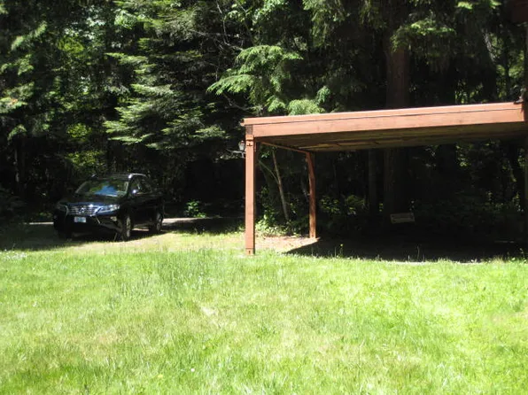 91555 Dearborn Island Rd, Blue River, OR 97413
