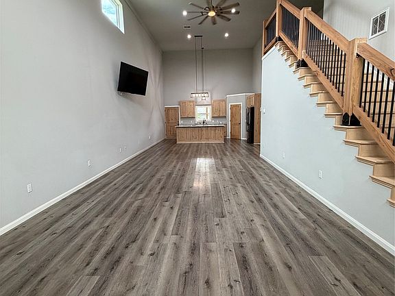 3rd image of 10286 E Joes Rd