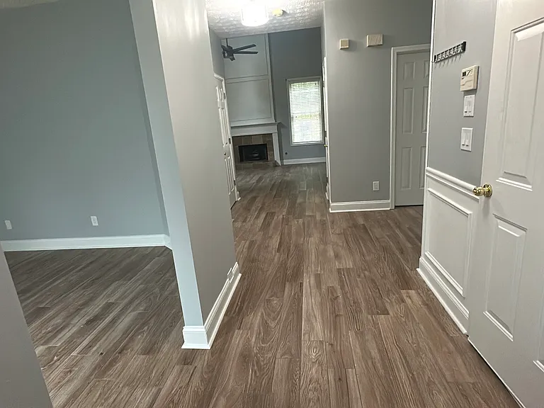 2400 Kirkstone Dr — Photo 21