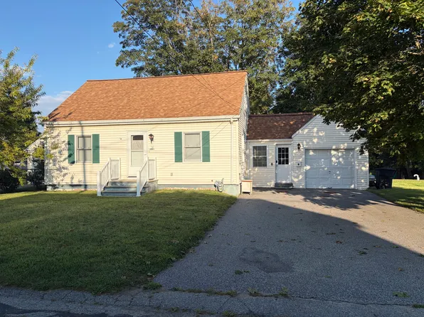 54 Prairie Ave, Swansea, MA 02777