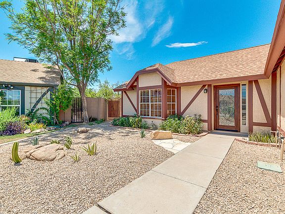 4th image of 4726 N 105th Dr