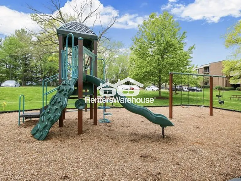 9820 Georgia Ave #303 — Photo 19