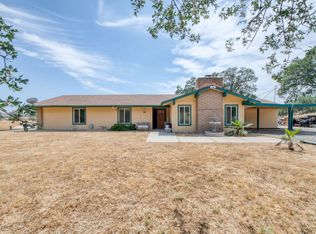 22452 Goldrush Ln, Clovis, CA 93619
