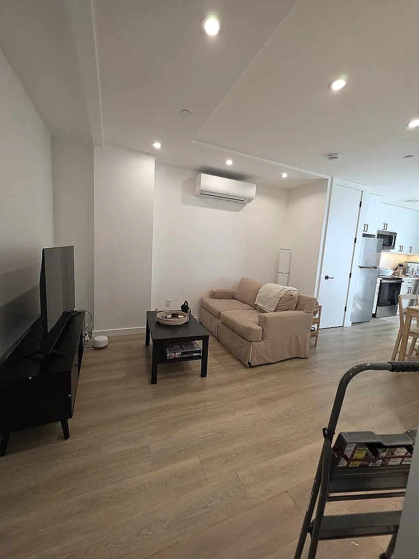 313 Linden Street — Photo 3