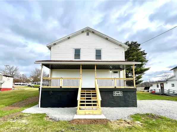 138 1st St, Allison, PA 15413
