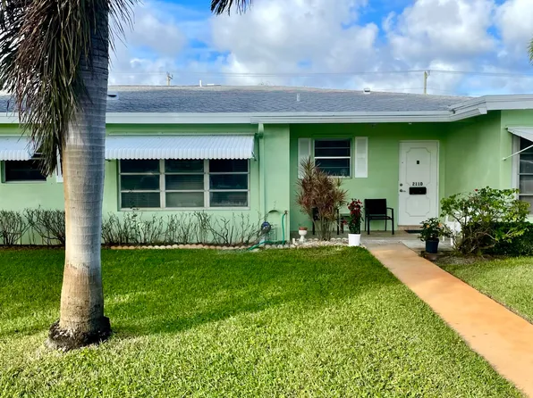 211 Country Lane #C, Boynton Beach, FL 33435