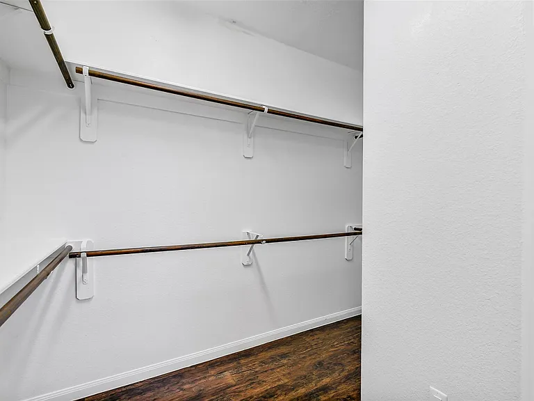 7014 Spruce View Ct — Photo 19