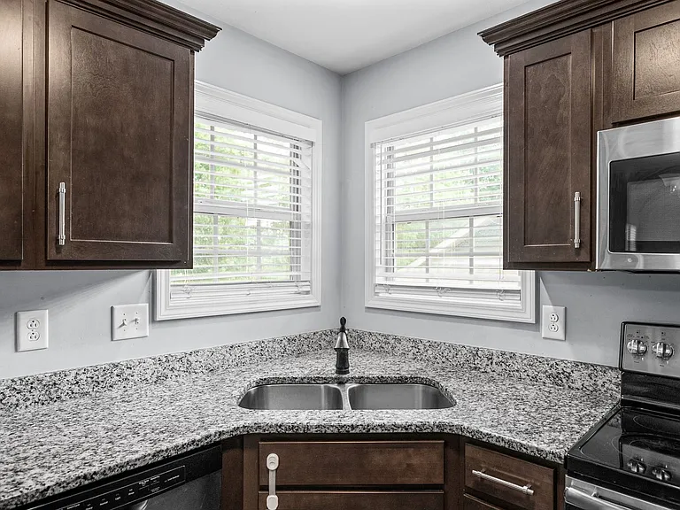 771 Banister Dr — Photo 14