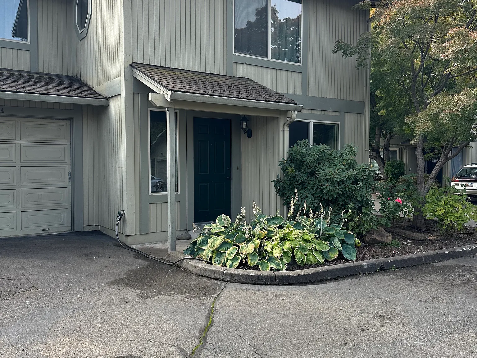 3 bed, 2.5 bath, 1200 sqft, $1,850 — Photo 1