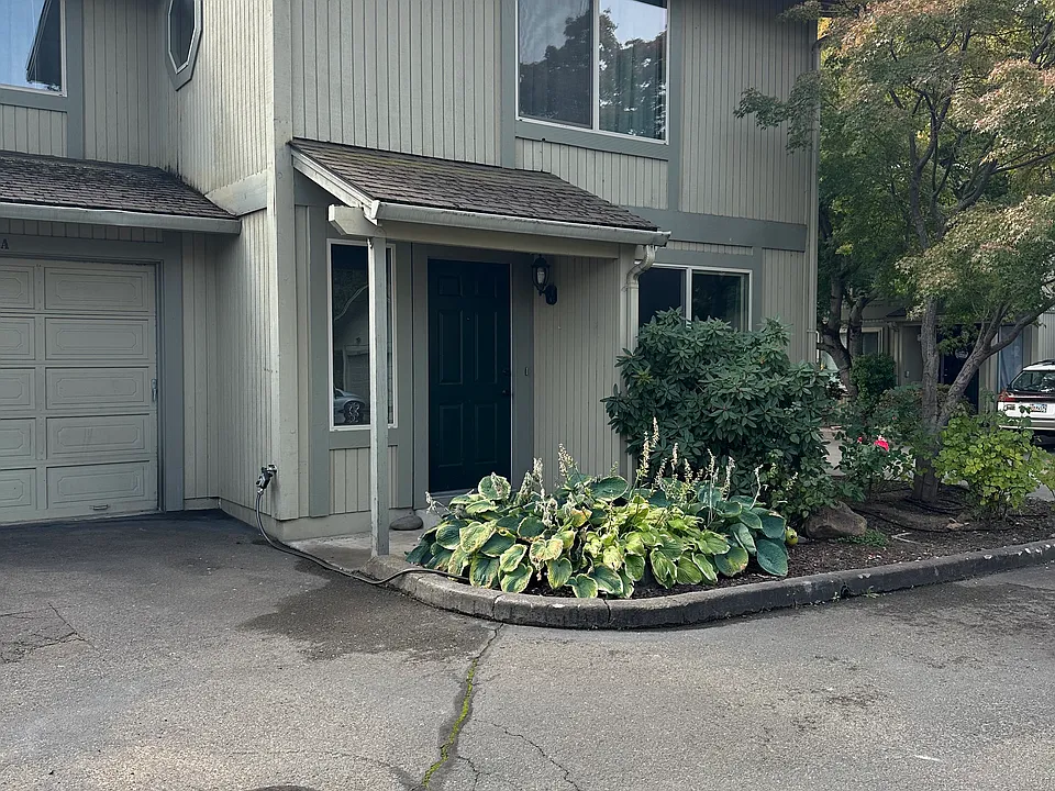 1159 Progress Dr #A