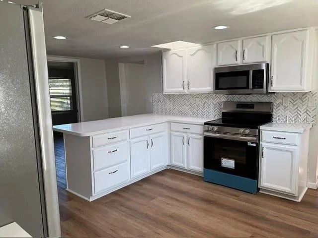 Gavin Rd — Photo 2