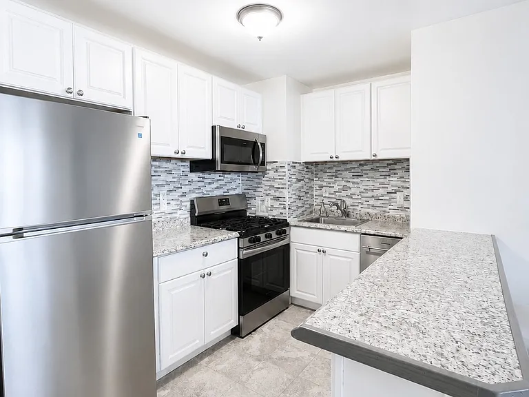 280 Luis M Marin Blvd #6G — Photo 3