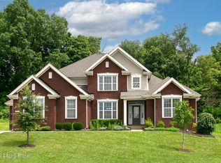 906 Malone Pl, Louisville, KY 40245