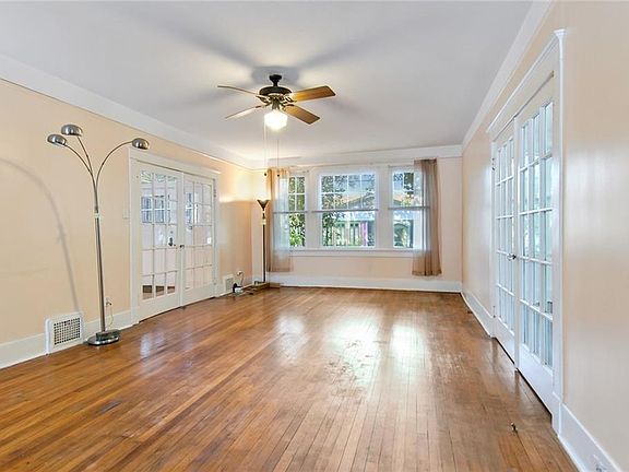 5th image of 8400 Sycamore Pl
