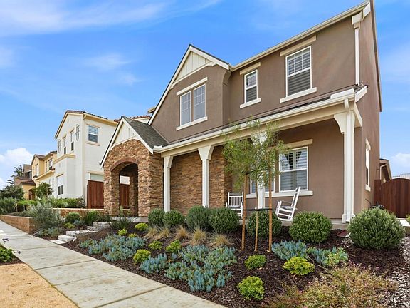 2nd image of 486 Lassen Way