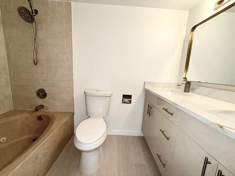 3757 Victoria Dr — Photo 18