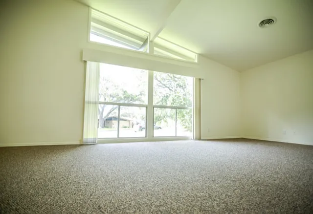 3811 Ridgeline Dr — Photo 5