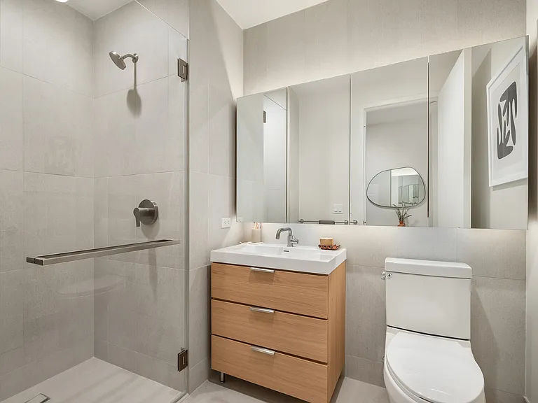 180 Pearl St #643 — Photo 9