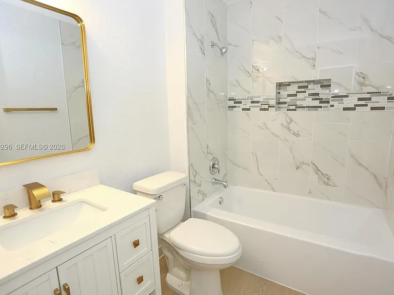 8120 SW 4th Ct — Photo 9