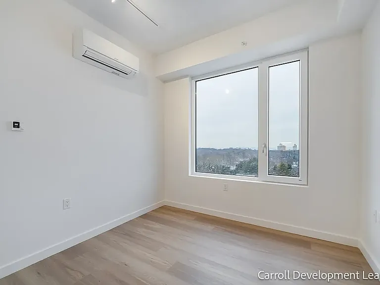 931 Carroll St #C1213 — Photo 4