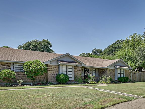 2nd image of 606 Wilson Ct