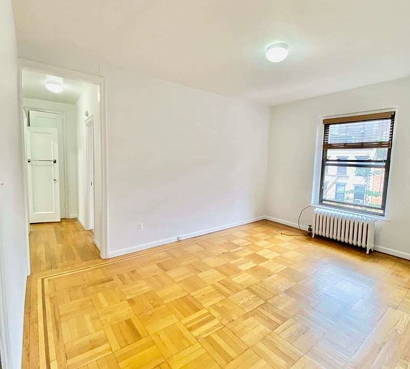 1st image of 61 Carmine St APT 4A