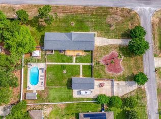 1828 Sundown Dr, Navarre, FL 32566