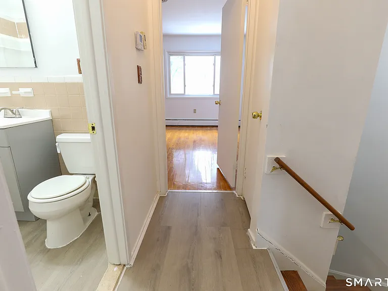 1 Camelot Dr #2 — Photo 11