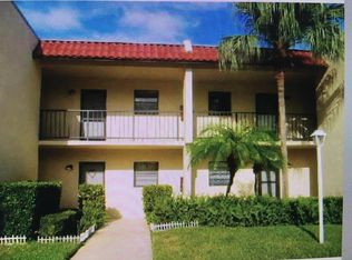 2050 Oleander Blvd APT 2-105, Fort Pierce, FL 34950